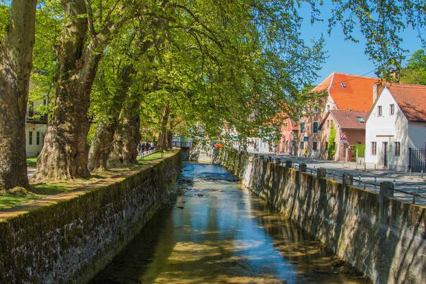 City,Park,And,Gradna,Creek,In,The,Town,Of,Samobor,