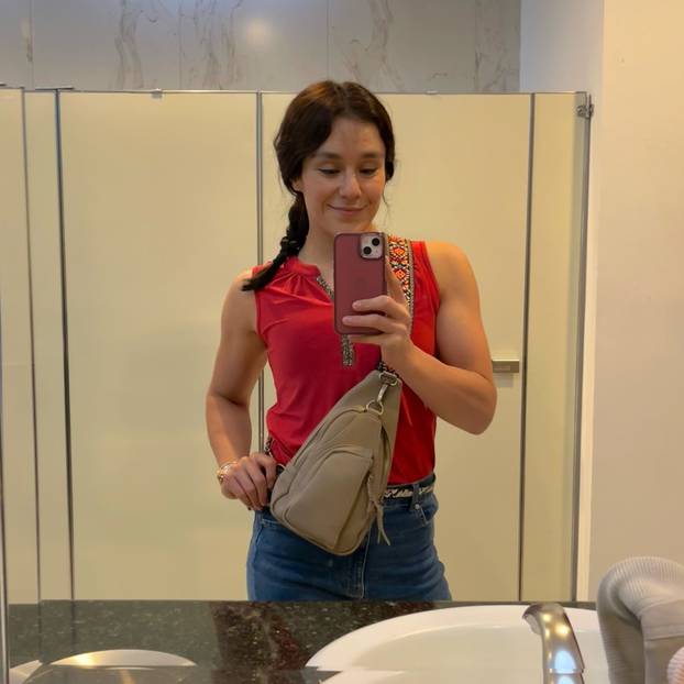 JEZIVE SCENE U UFC-u: Borkinja izgubila svijest nakon brutalnog nokauta! Pobjednica se molila