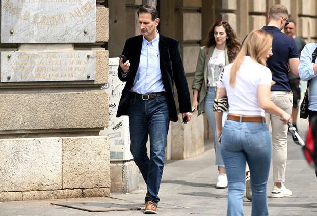 Zagreb: Miro Kovač u šetnji gradom