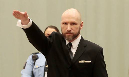 Breivik je ponovno u sudnici:  Ušao i salutirao poput  nacista