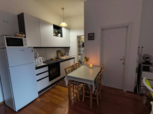 FOTO U Splitu prodaju ovih 30 m2. Cijena će neke iznenaditi: 'Zajednički imate kamin i vrt'