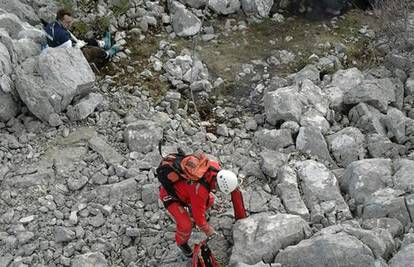 Splitski GSS spasili planinara koji je pao i teško se ozlijedio