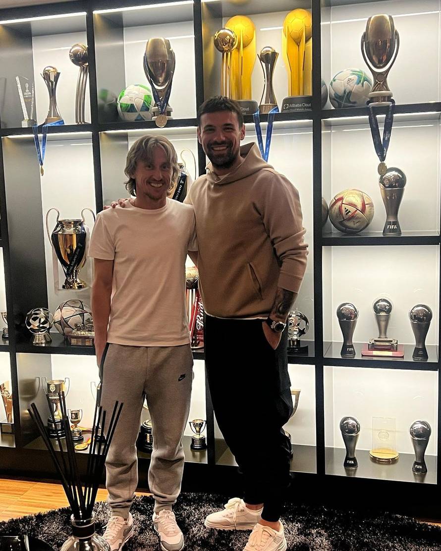 Velikani Dinama na okupu u domu Luke Modrića: Legende u Madrid došle gledati El Clasico