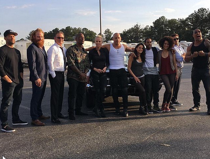 &#x27;Brzi i žestoki 8&#x27;: Eksplozivna situacija i leteći automobili