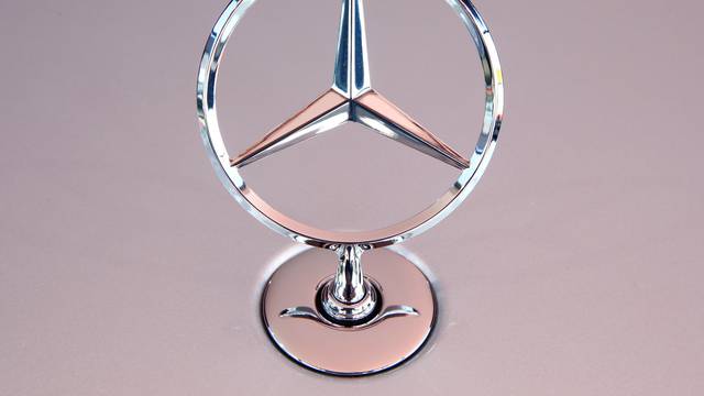 Mercedes zbog greške s tržišta povlači čak preko milijun vozila