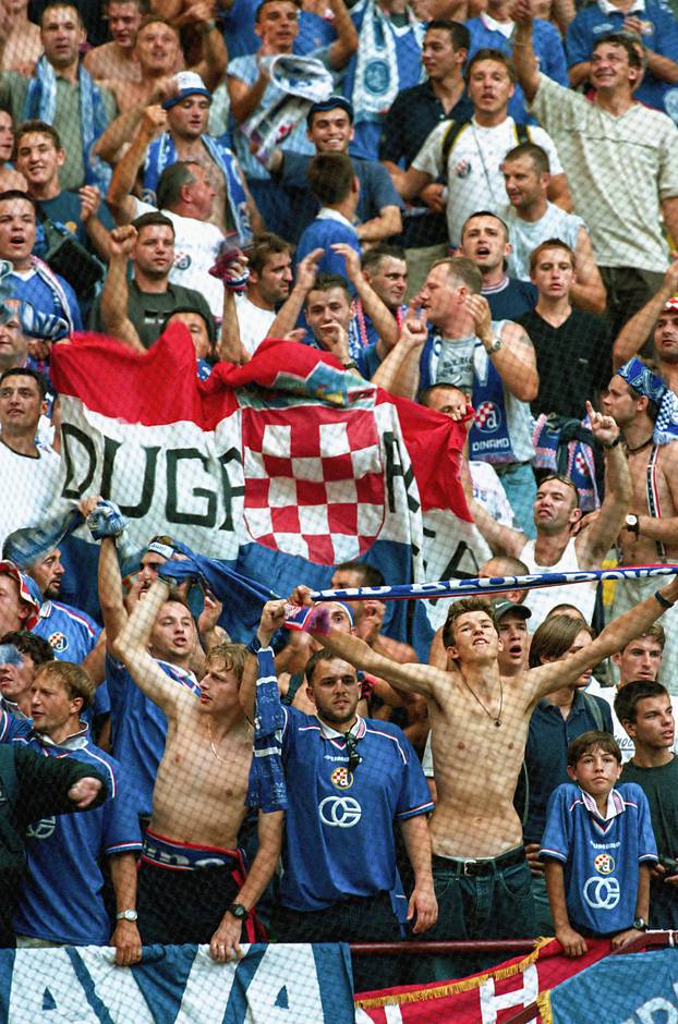 Milano: Prva utakmica 3. kvalifikacijskog kruga za Ligu prvaka, AC Milan - Dinamo Zagreb  3:1, 09.08.2000.