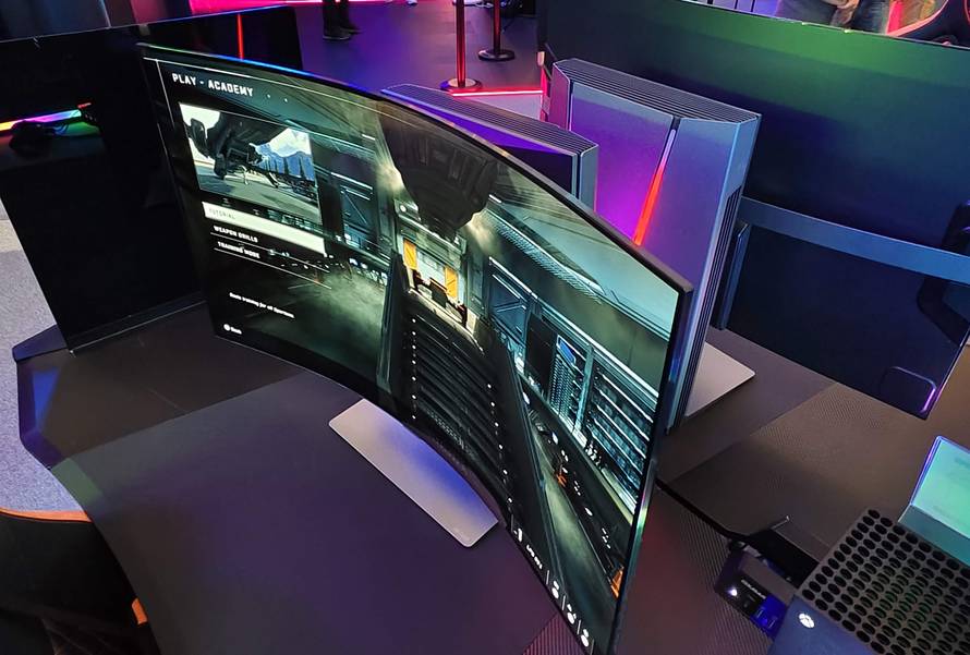 VIDEO Televizor za fleksanje: Novi LG OLED Flex može se savijati prema vašim željama