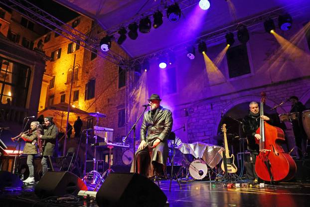 Na do?eku Nove godine u Šibeniku nastupio Mario Biondi