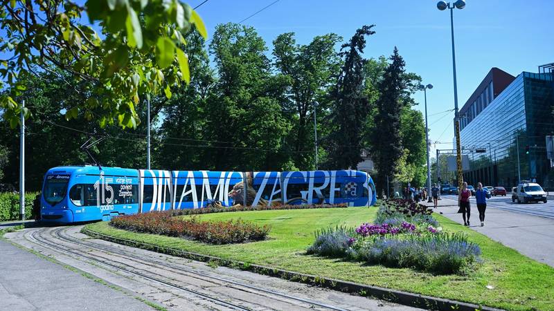 Dva simbola Zagreba ponovo zajedno! Evo kako je Dinamo 'zbigecal' tramvaj za rođendan