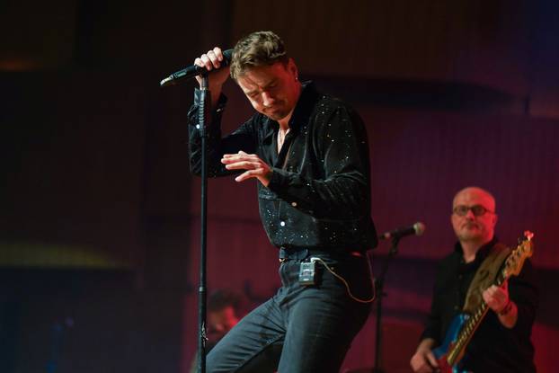 Zagreb: Adi Sose održao koncert u rasprodanoj dvorani Lisinski