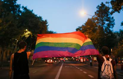 Europski parlament pozvao da se jače bori protiv mržnje prema LGBT. 'Pecnuo' je i Hrvatsku