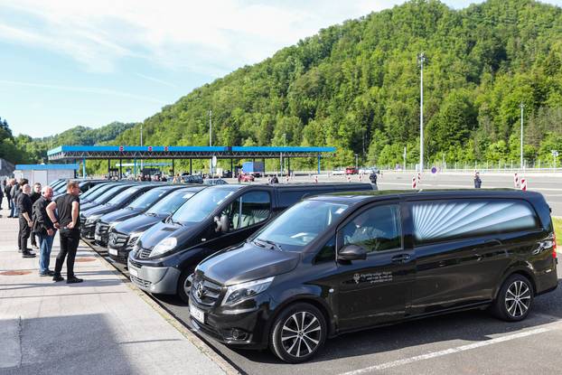 Na Graničnom prijelazu Macelj održana je primopredaja posmrtnih ostataka hrvatskih žrtava između Republike Slovenije i Republike Hrvatske