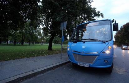 U ZET-ovu autobusu za kartu morate imati sitan novac