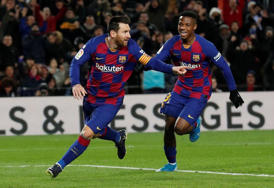 La Liga Santander - FC Barcelona v Granada