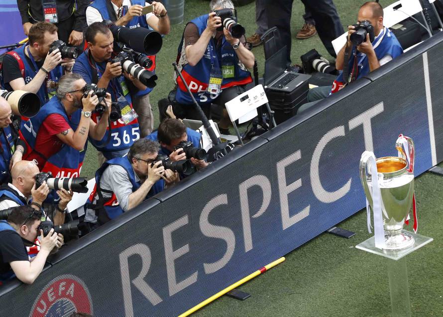 Football Soccer - Real Madrid v Atletico Madrid - UEFA Champions League Final 