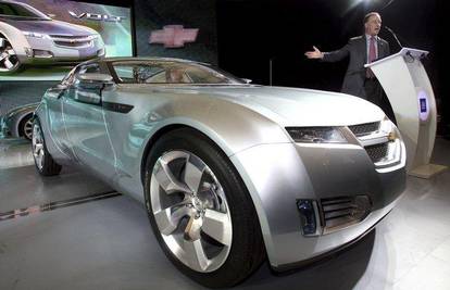 Prvi fuel cell automobil tek 2020. godine