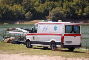 Buturović Polje: Srušio se helikopter vojske BiH u Jablaničko jezero, jedna osoba ozlijeđena