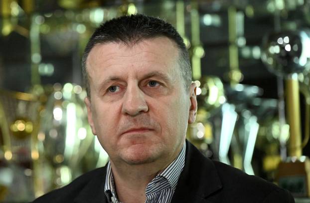 Zagreb: Direktor Cibone Tomislav &Scaron;eri&cacute; odr&zcaron;ao konferenciju za medije