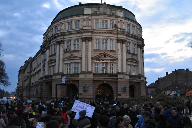 Studenti u Nišu pozvali na komemoraciju povodom 17 mjeseci od tragedije u Novom Sadu i minutu šutnje za nedavno stradalu studenticu u Beogradu