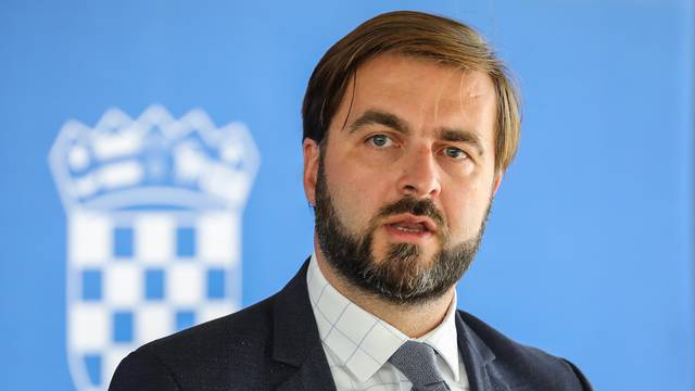 Vlada ograničava cijene goriva: Plenković otkrio kolika će biti cijena benzina i dizela idućih 30 dana