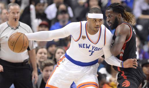 Carmelo Anthony sa Houston Rocketsima u 16. NBA sezonu