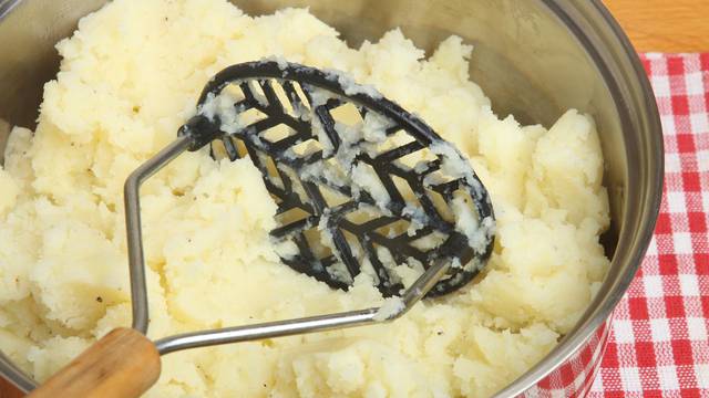 Kako napraviti pire krumpir savršene teksture - baš uvijek