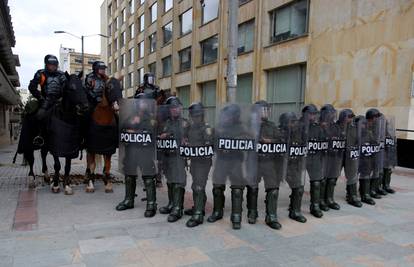 Kolumbija je otpustila više od 1400 korumpiranih policajaca