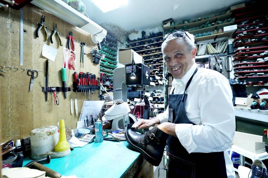 Savjeti postolara: Naučite kako ispravno mazati i čuvati cipele