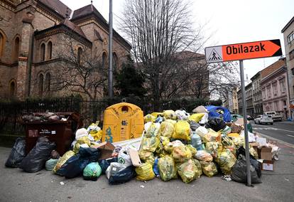 Zagreb čeka odvoz smeća koji se gomila danima