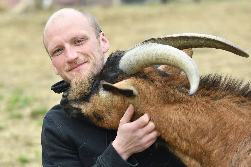 Tronogi jarac Vili i druge neželjene farmske životinje pronašle su novi dom kod Varaždina