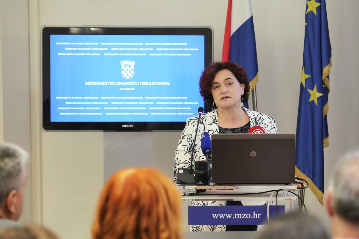 Ministarstvo: Nagrađivat ćemo učitelje koji rade više i bolje