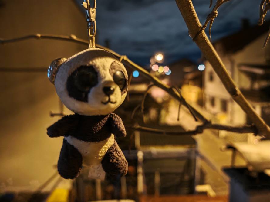 FOTO Isprobali smo Xiaomi 17 Ultra: Fotić koji želi biti telefon