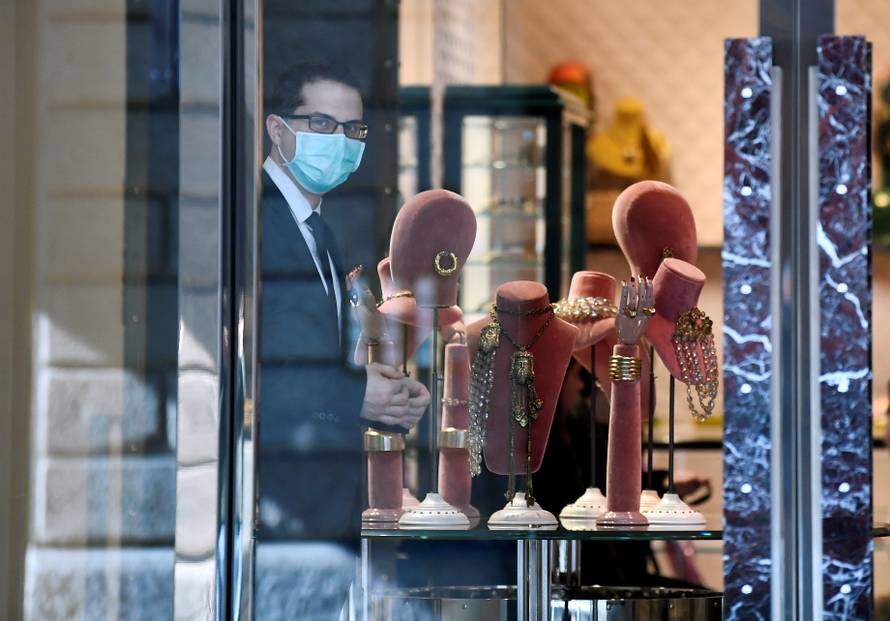 Četvrtina Talijana u karanteni, u gradovima pustoš na ulicama