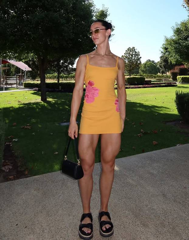 FOTO Tijelo joj je spektakl i nema ni grama masti: Ovako izgleda savršena trenerica!