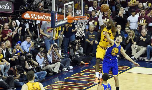 Čudesni LeBron James razbio Golden State i ušao u povijest