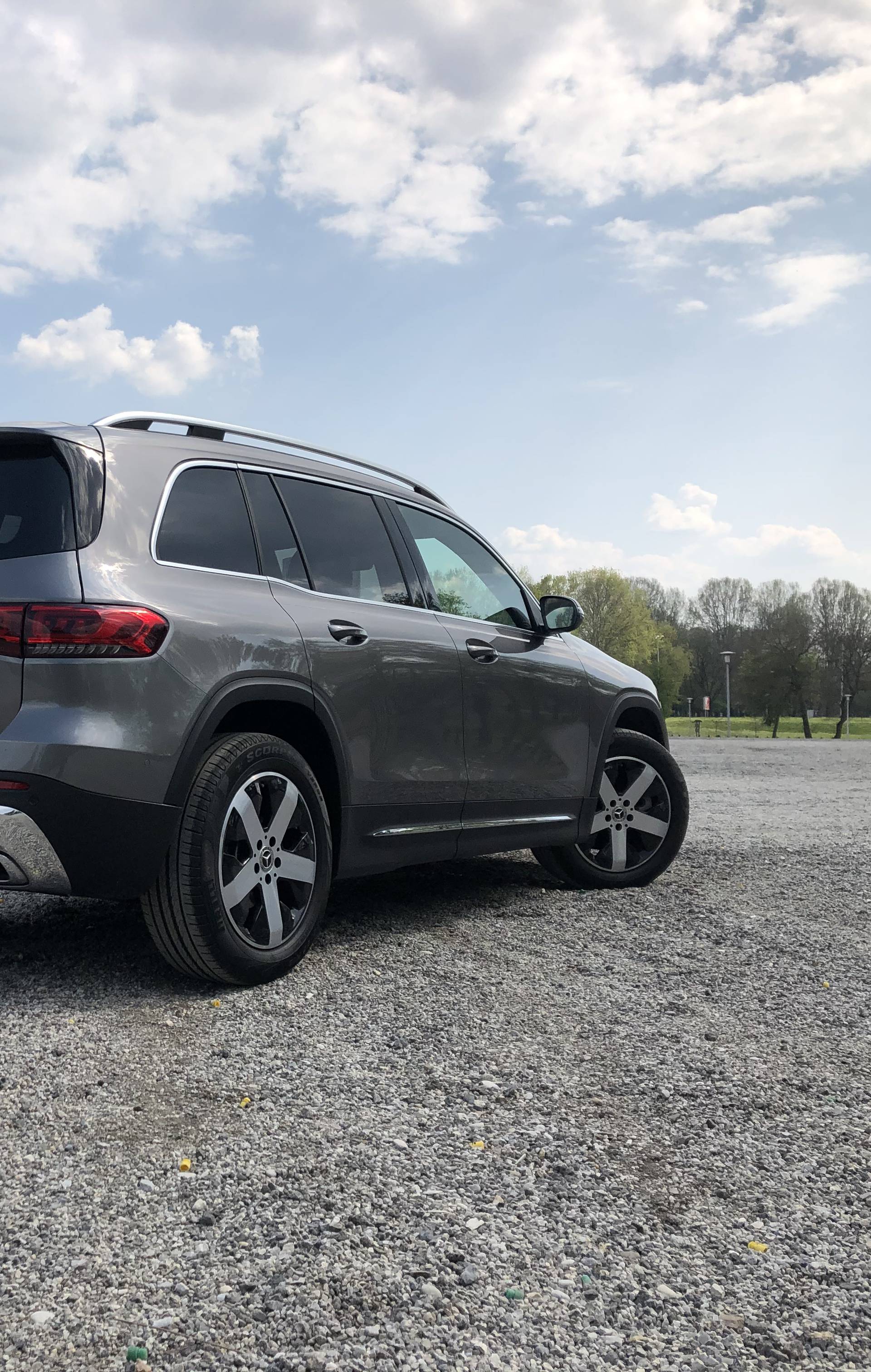 Testirali smo Mercedes GLB: Odličan je i vrlo prostran SUV