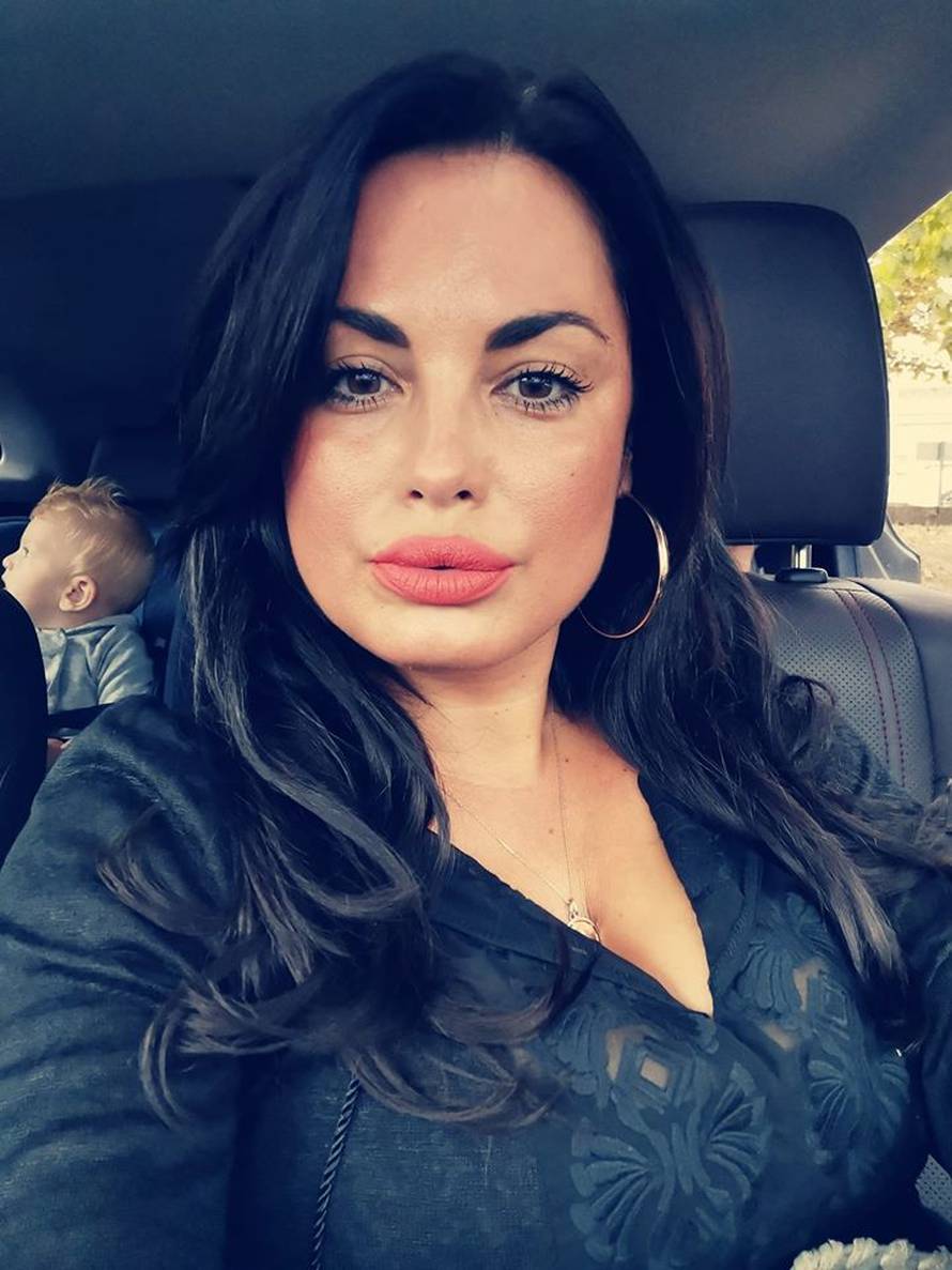 Iva Alilović se obrušila na gay voditelja: 'Oči bih mu iskopala'