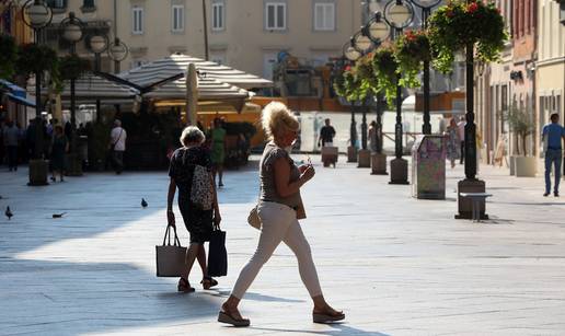 Bit će vruće: Temperature do 28 stupnjeva, na moru jaka bura