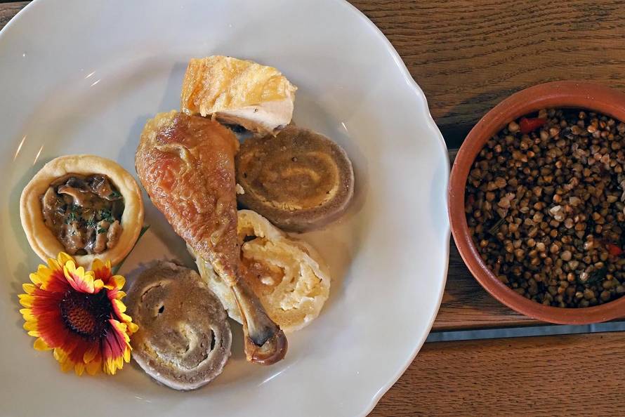 U Brežicama posjetite pivovaru, popnite se na Vodotoranj, jedite domaće i  pijte vrhunska vina