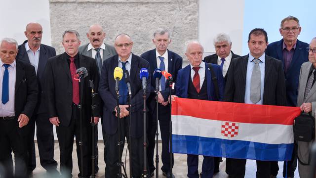 Zagreb: Autohtona - Hrvatska stranka prava predala listu za parlamentarne izbore
