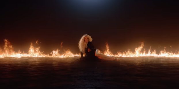 Oprez, pazite kako skrolate! Maja Šuput Tatarinov  u vrućim izdanjima koji 'tope' ekrane