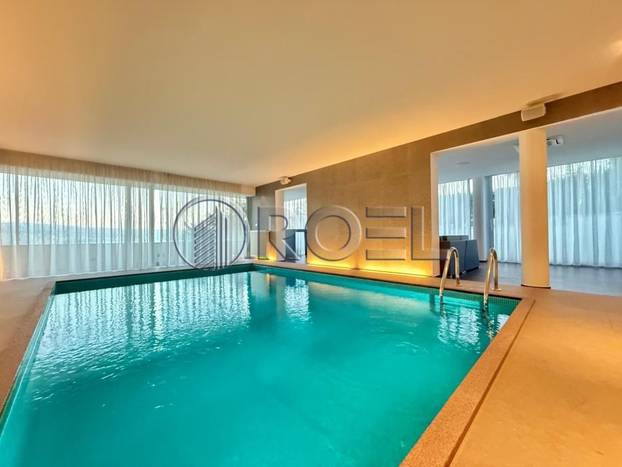 FOTO Ova vila u Opatiji ima lift, vinski podrum, vanjski infinity i unutarnji bazen, wellness...