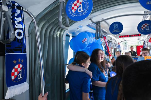 Zagreb: Proslava 115. rođendana GNK Dinamo uz vožnju rođendanskim tramvajem 