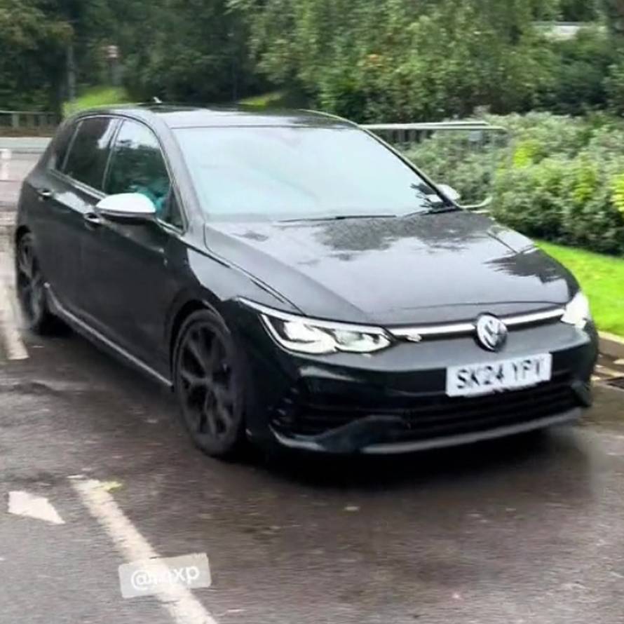 VIDEO Joško Gvardiol vozi auto star 25 godina: 'Kakav lik... A mogao bi imati koji god poželi'