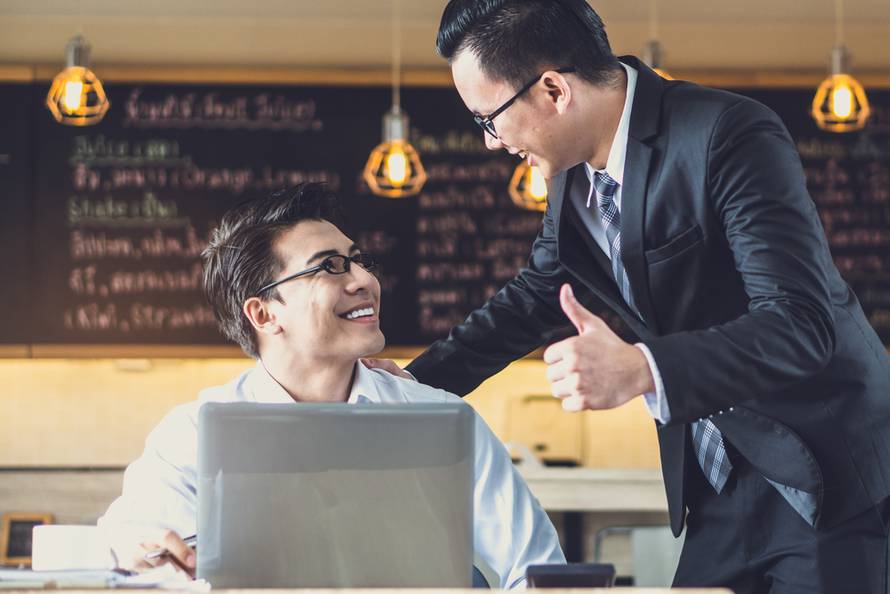 Great,Job!,Manager,/,Boss,Praising,The,Staff,/,Employee