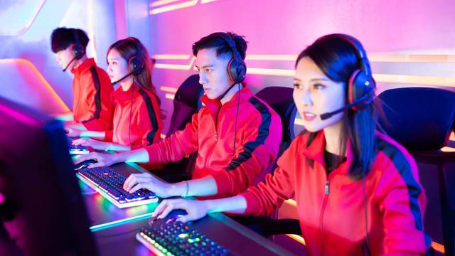 Kinezi djeci igrice ograničili na tri sata tjedno - za sve uređaje