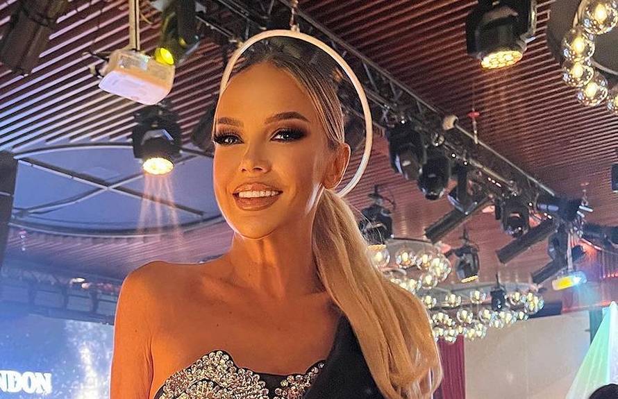 Maja Šuput zablistala u svilenoj haljini i topu s kristalima, pa dobila pohvale: 'Ova ti je vrh!'
