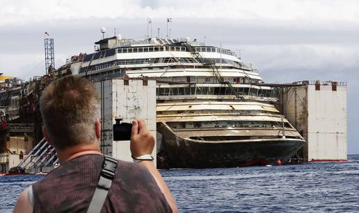 Costa Concordia je spremna za svoje posljednje putovanje