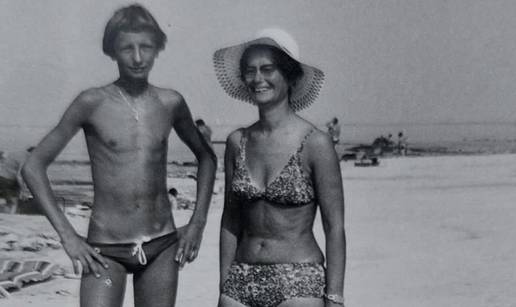 FOTO Popularni političar dirnuo javnost objavom o svojoj majci. Prepoznajete li ga?