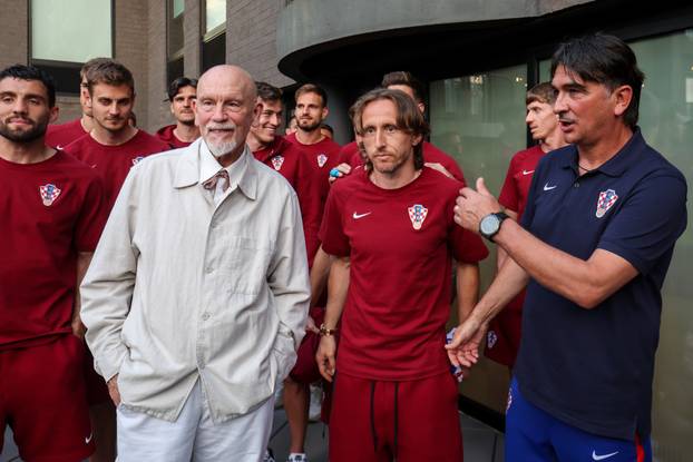Alexandria: John  Malkovich iznenadio Vatrene u hotelu Aka